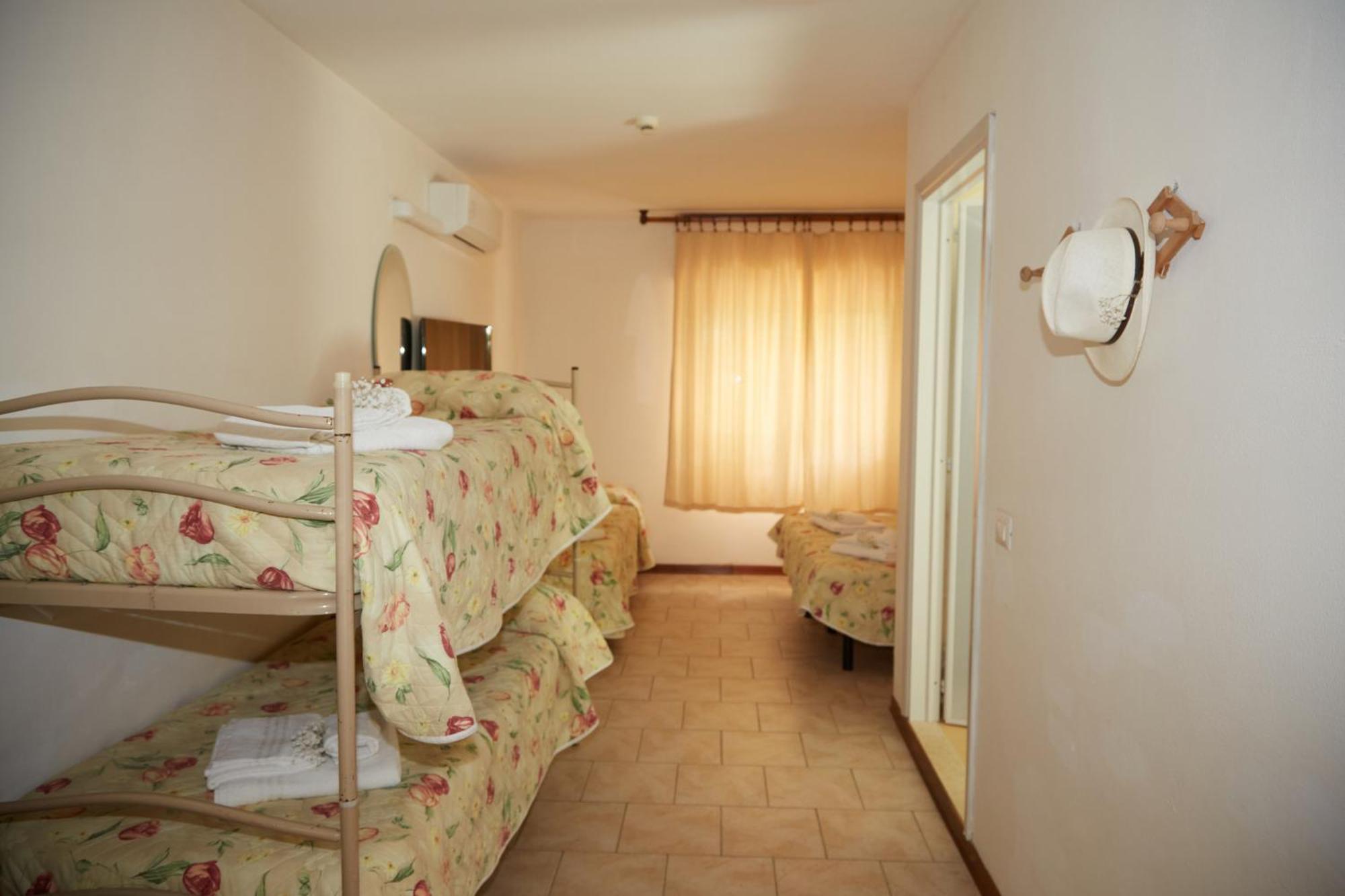 Hotel Italiacervia Esterno foto