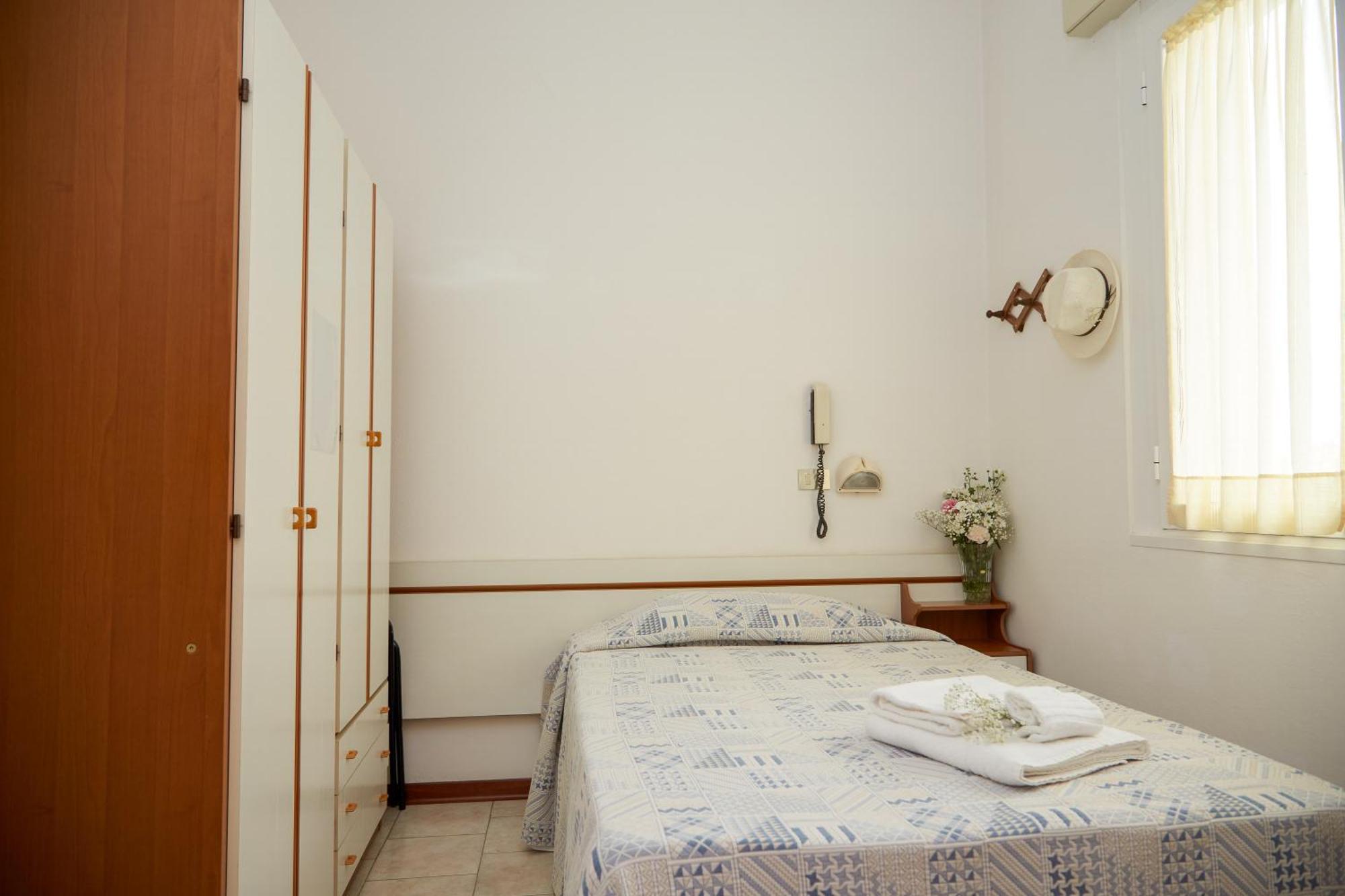 Hotel Italiacervia Esterno foto