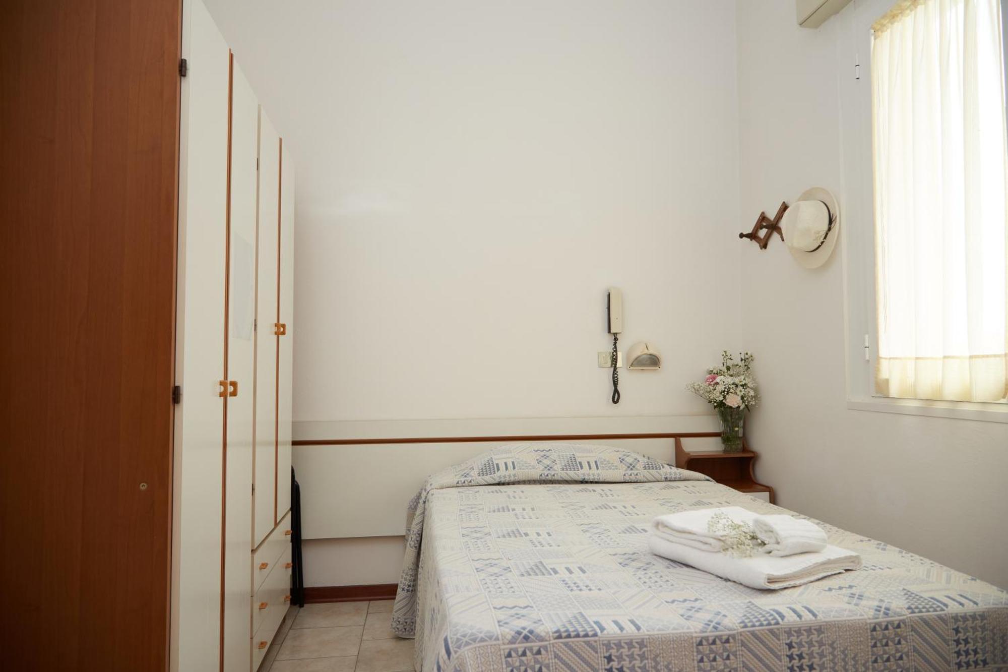 Hotel Italiacervia Esterno foto
