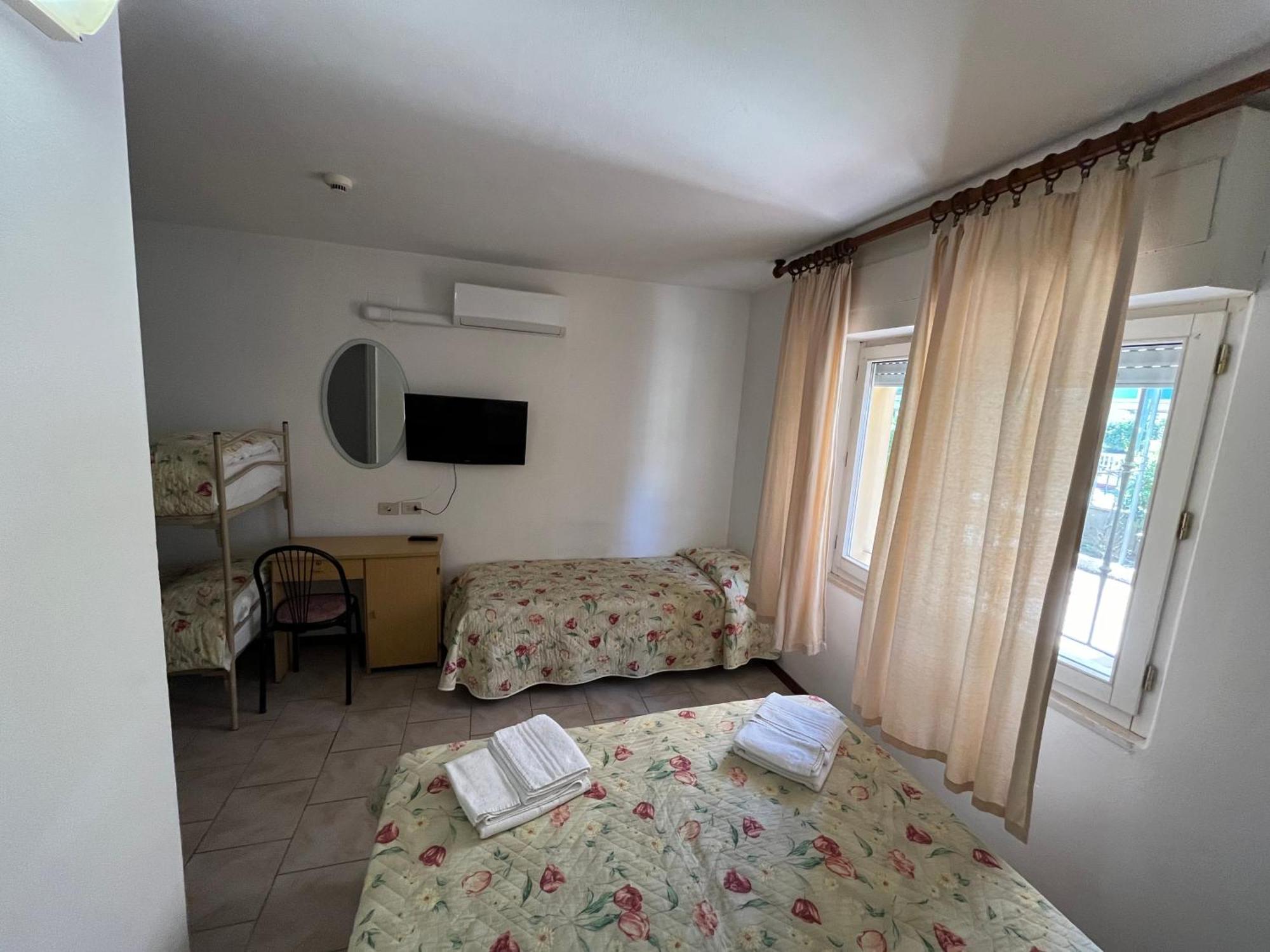 Hotel Italiacervia Esterno foto